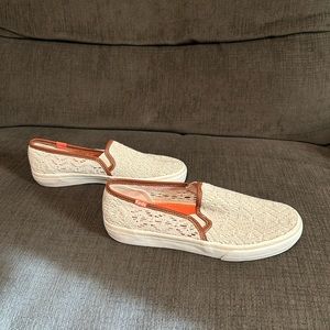Keds Sneakers Slip On Lace Detail